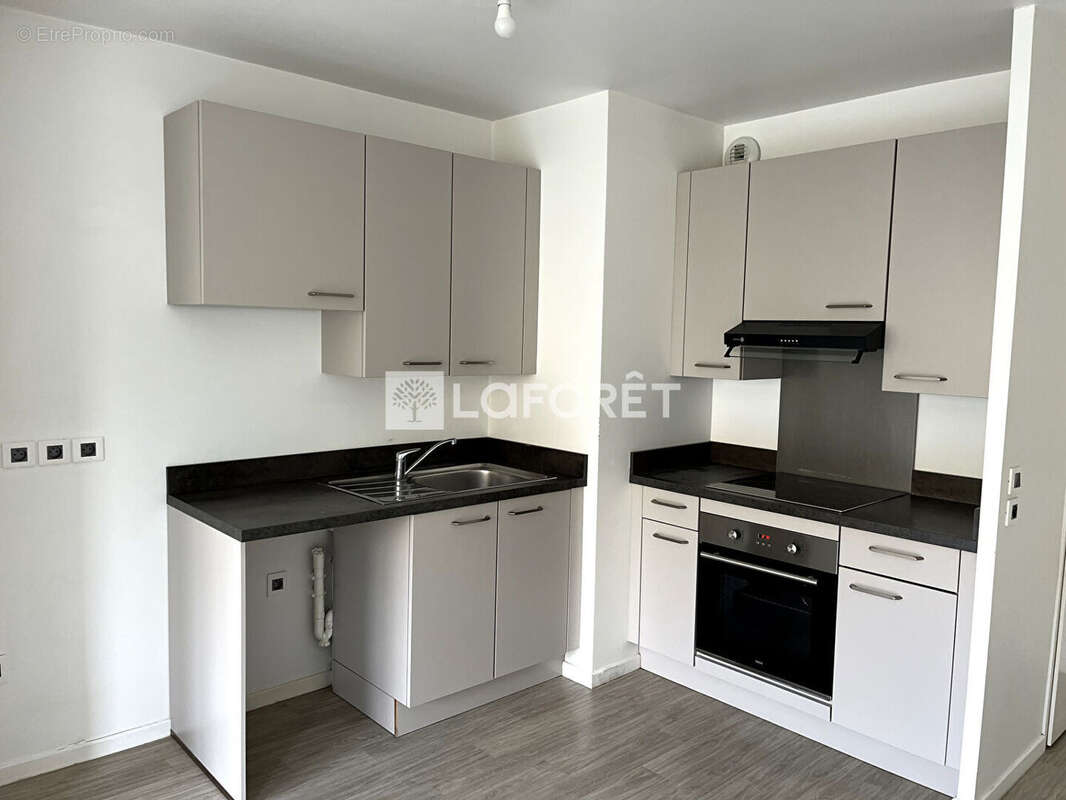 Appartement à HARDRICOURT