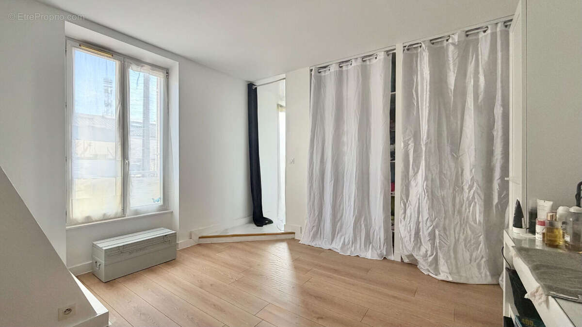 Appartement à CORBEIL-ESSONNES