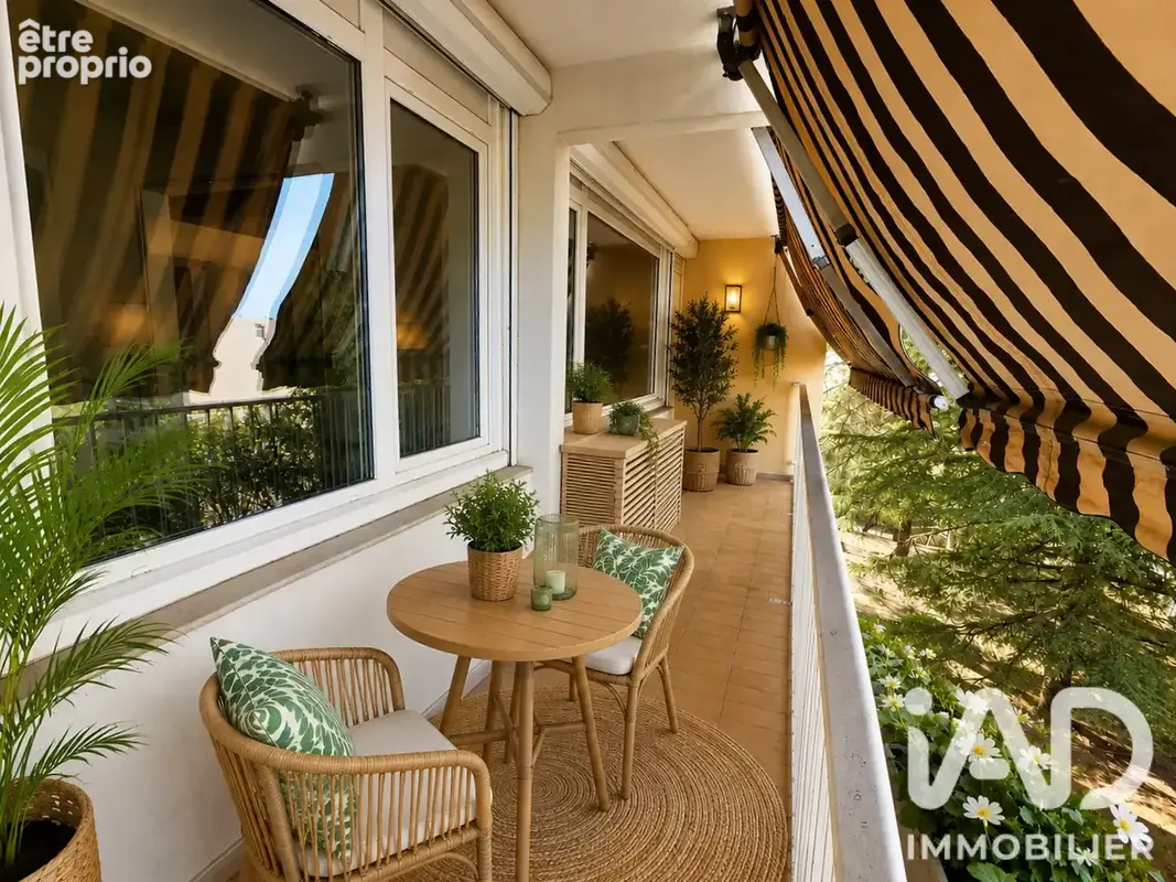 Photo 1 - Appartement à NIMES