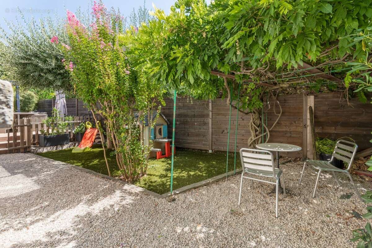Maison familiale entierement renovee avec piscine - photo 12