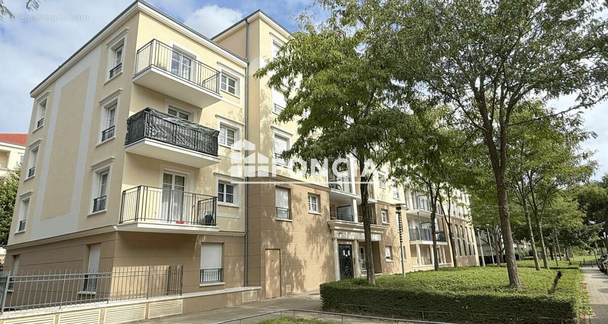 Appartement à BUSSY-SAINT-GEORGES