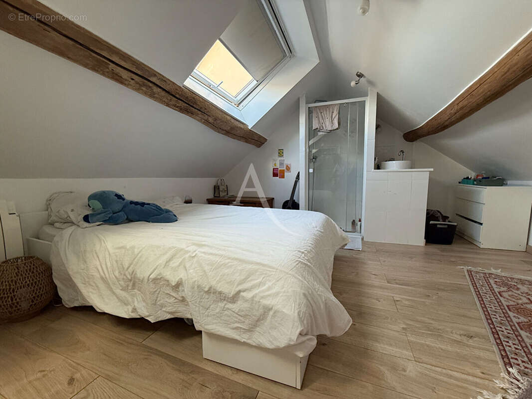 Maison à LE CHATELET-EN-BRIE