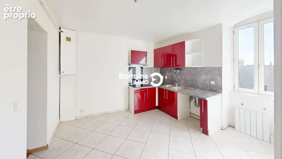 Vente exclusivité - dans petit immeuble -appartement rénové t1 de 27 m²  . - photo 3
