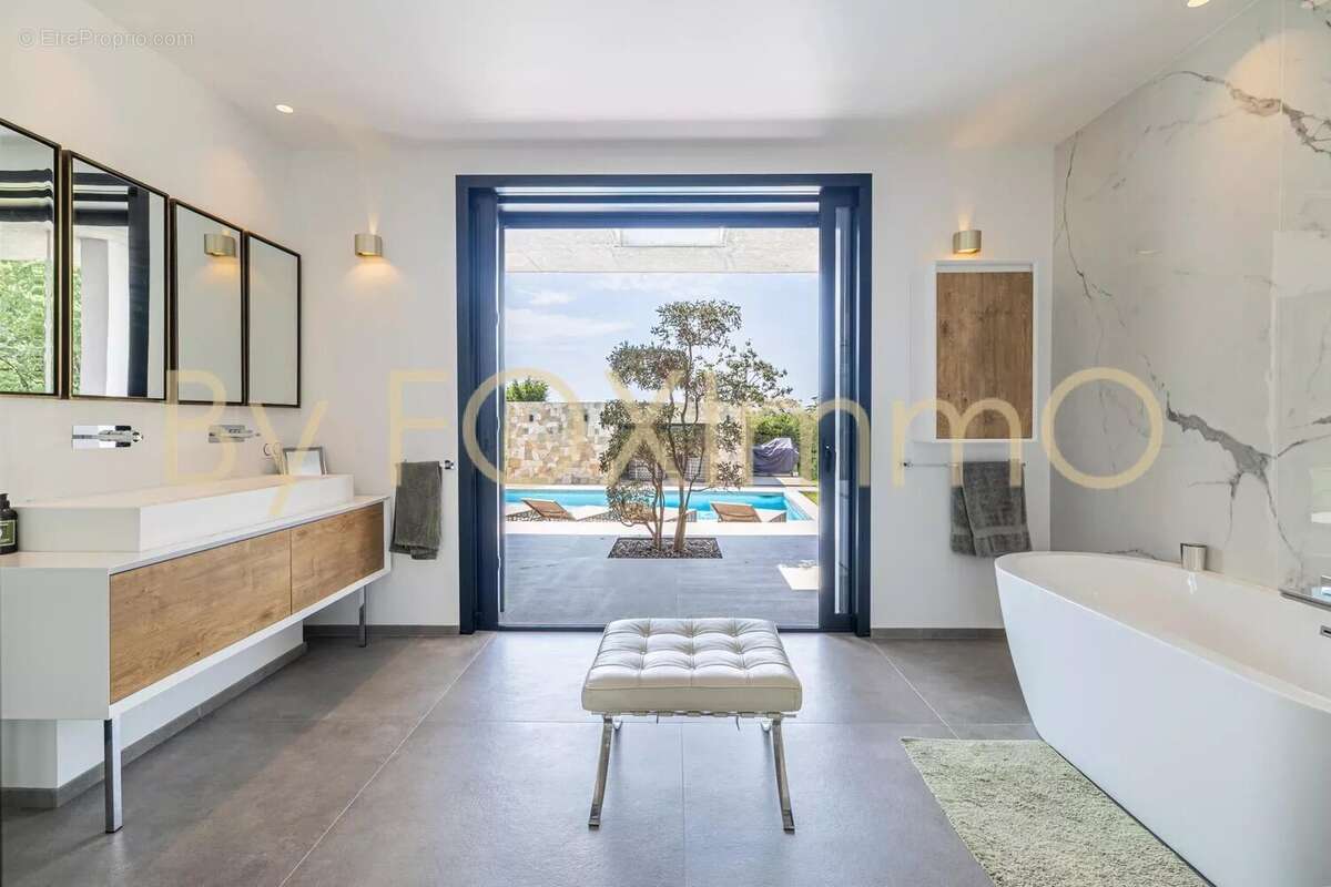 Villa de luxe contemporaine à Biot avec piscine et pool-house au calme absolu - photo 31