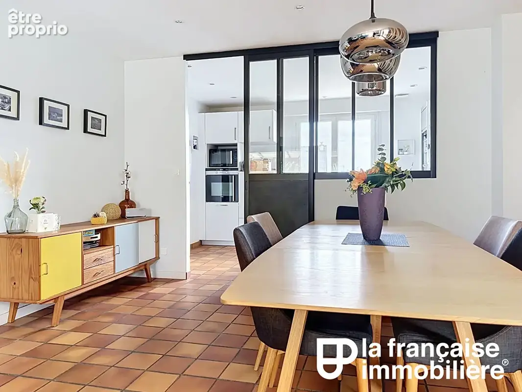 A VENDRE - Maison  218m²- 6 chambres Mordelles centre - Sous-sol complet - Terrasse sud- ouest - photo 5