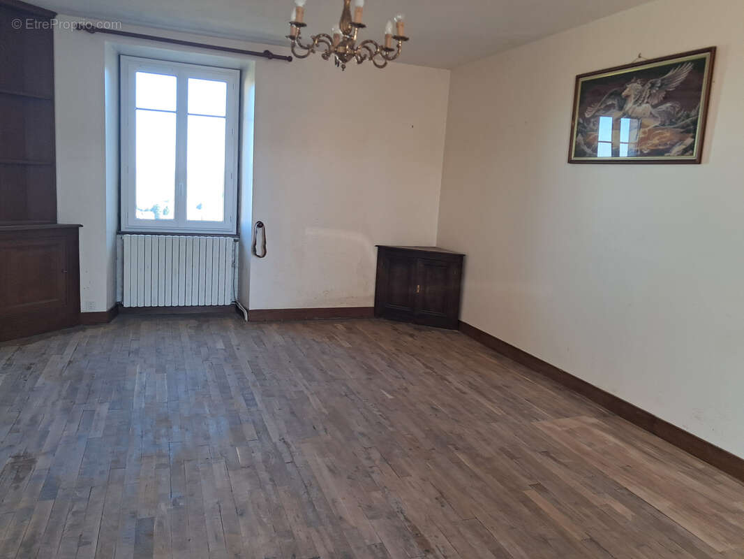 Maison à MASSERET