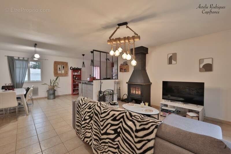 Maison à vendre 5 pièces BOZ (01) - photo 17