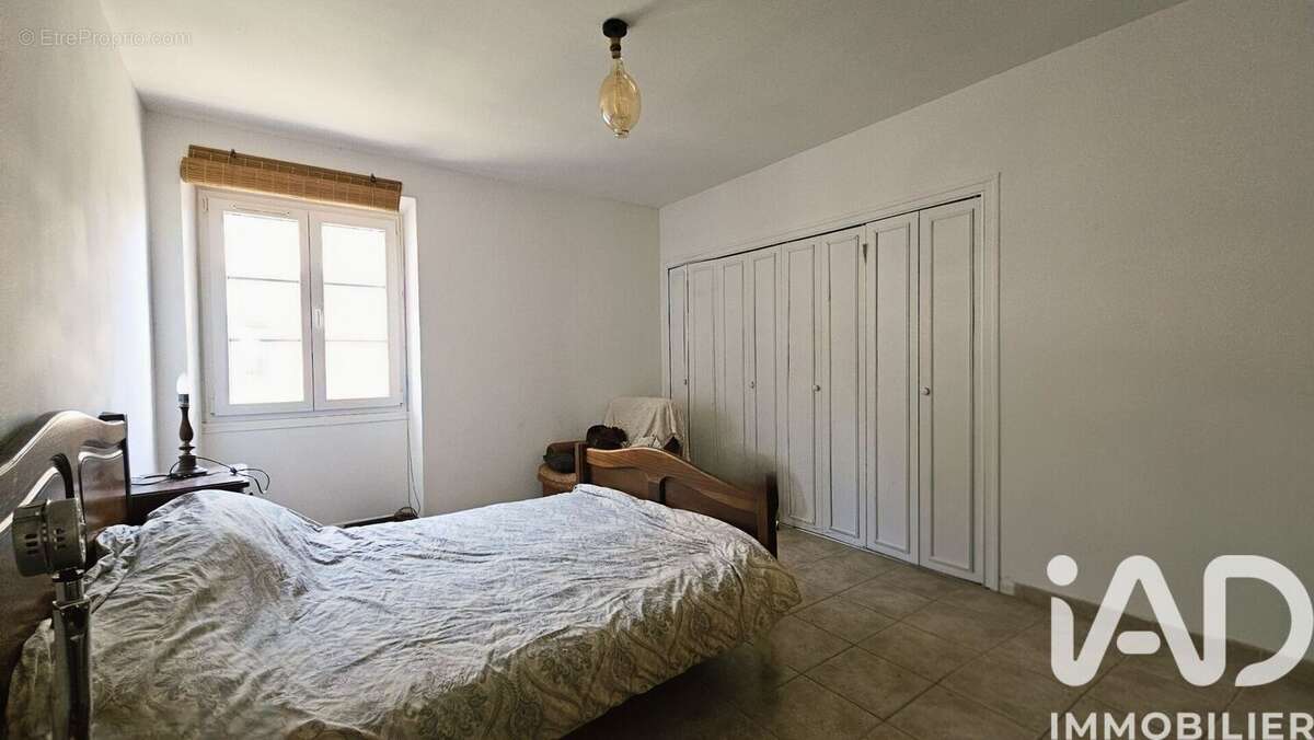 Maison 150 m² à Venejan  - photo 7