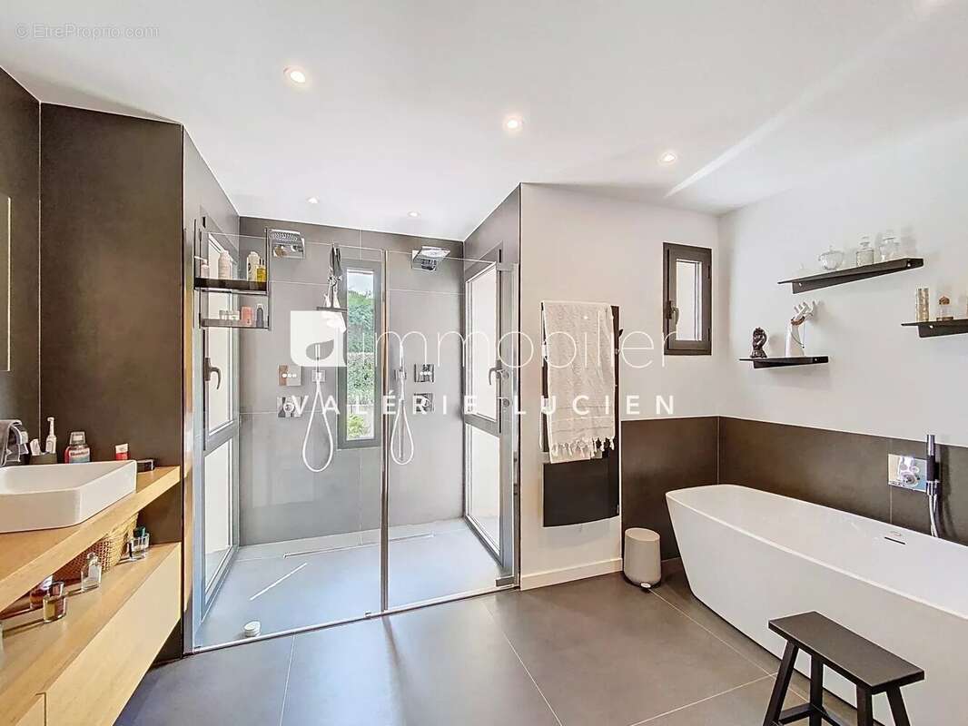 Maison à SAINT-REMY-DE-PROVENCE