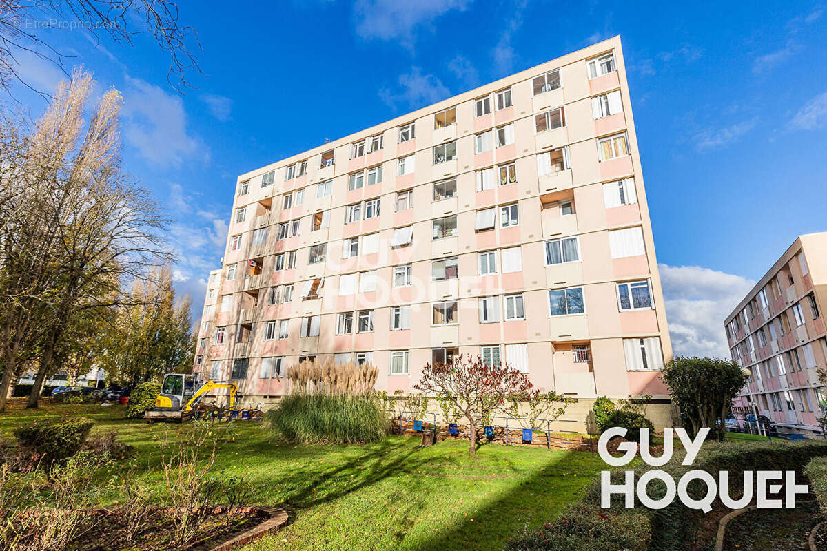 Appartement à ATHIS-MONS