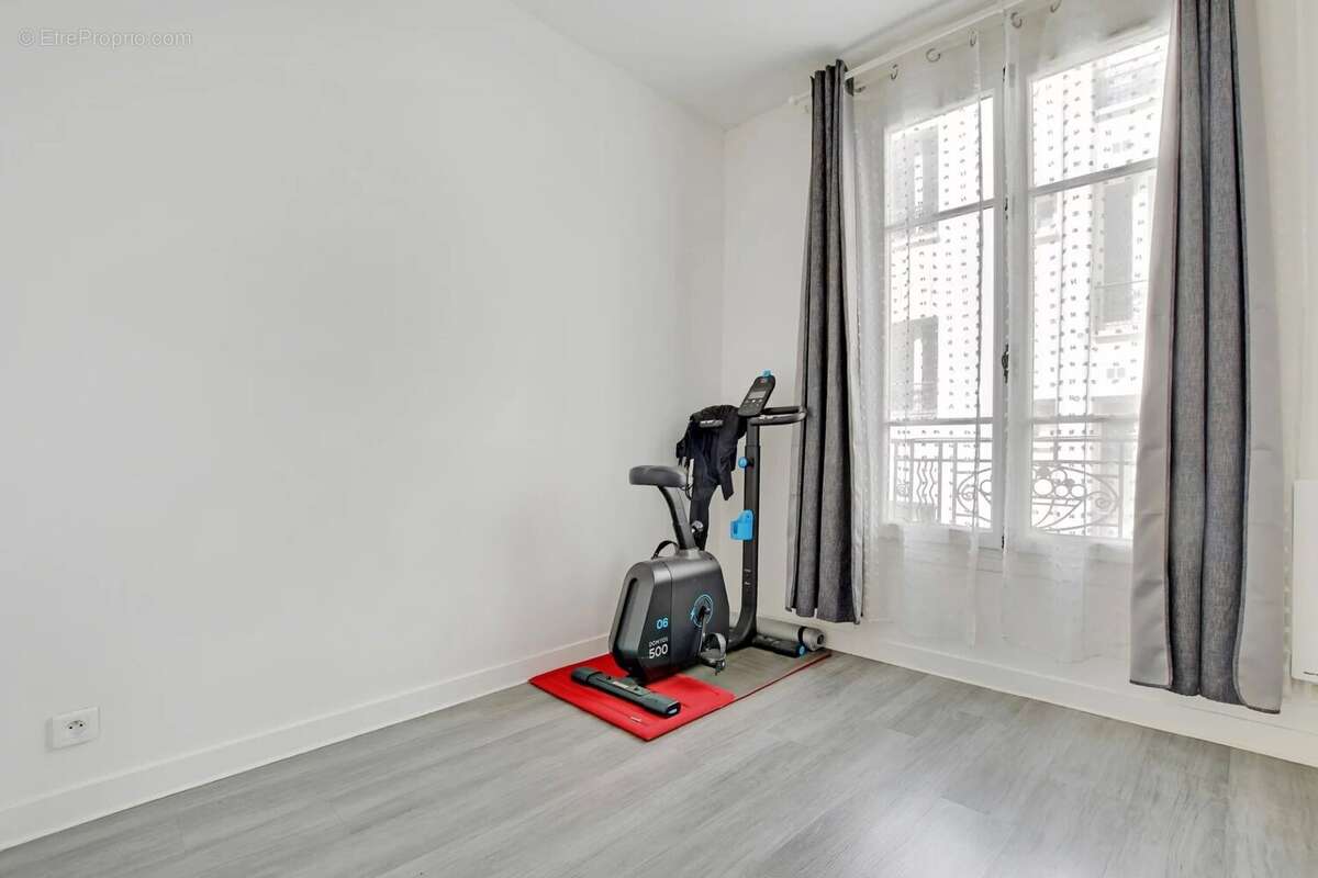 Appartement à ISSY-LES-MOULINEAUX