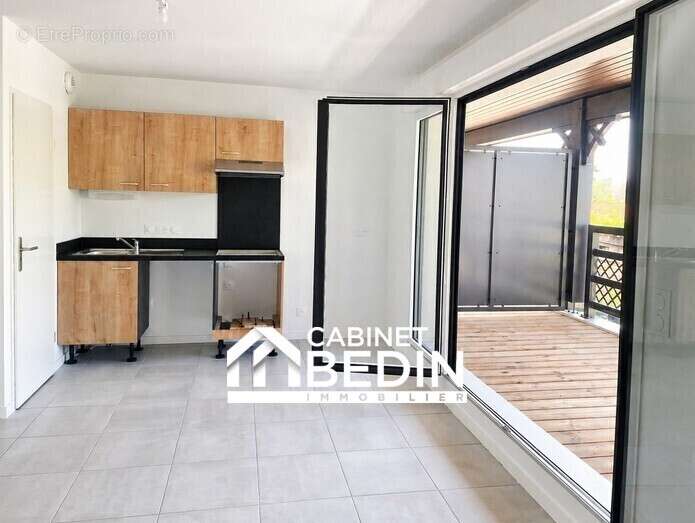 Appartement à ARES