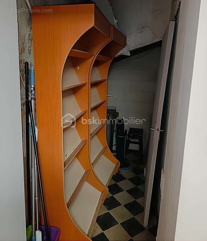 Commerce à LA SEYNE-SUR-MER