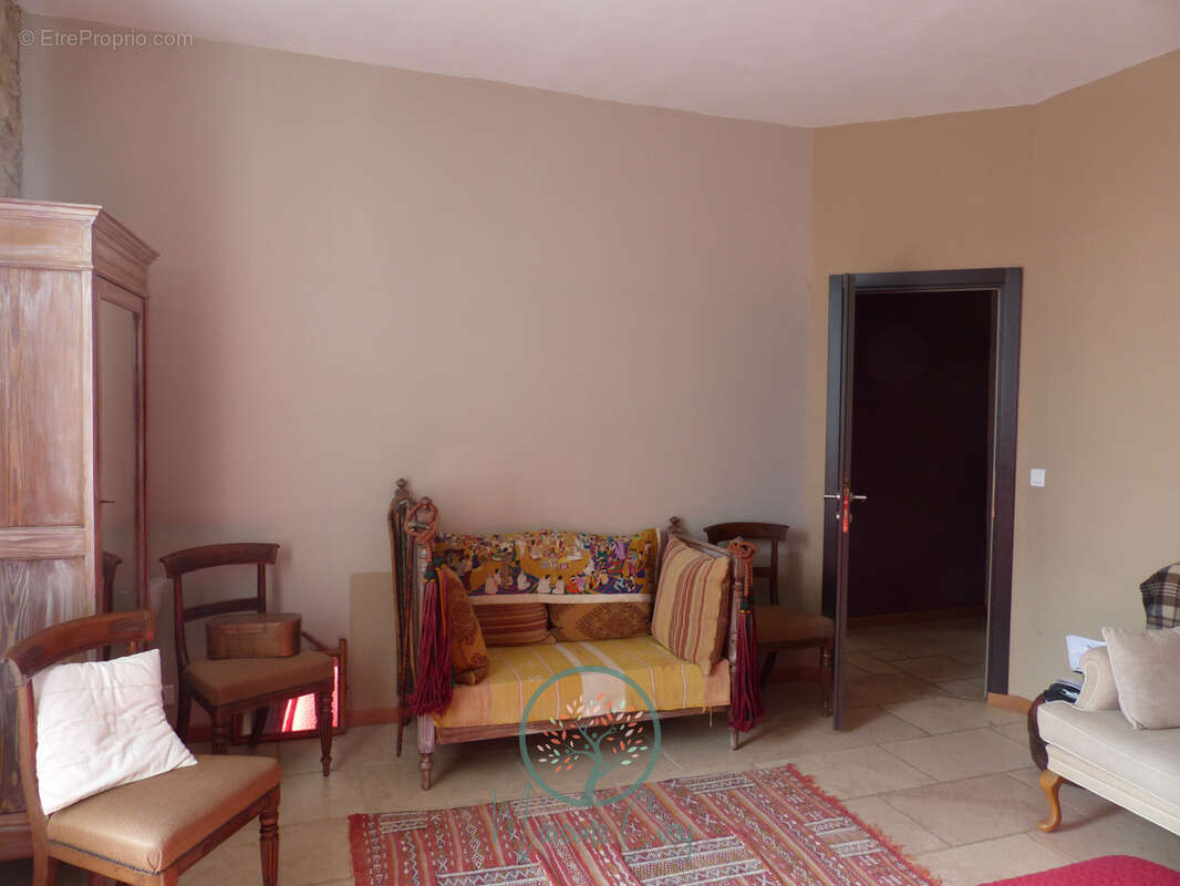 Maison à GRIGNAN