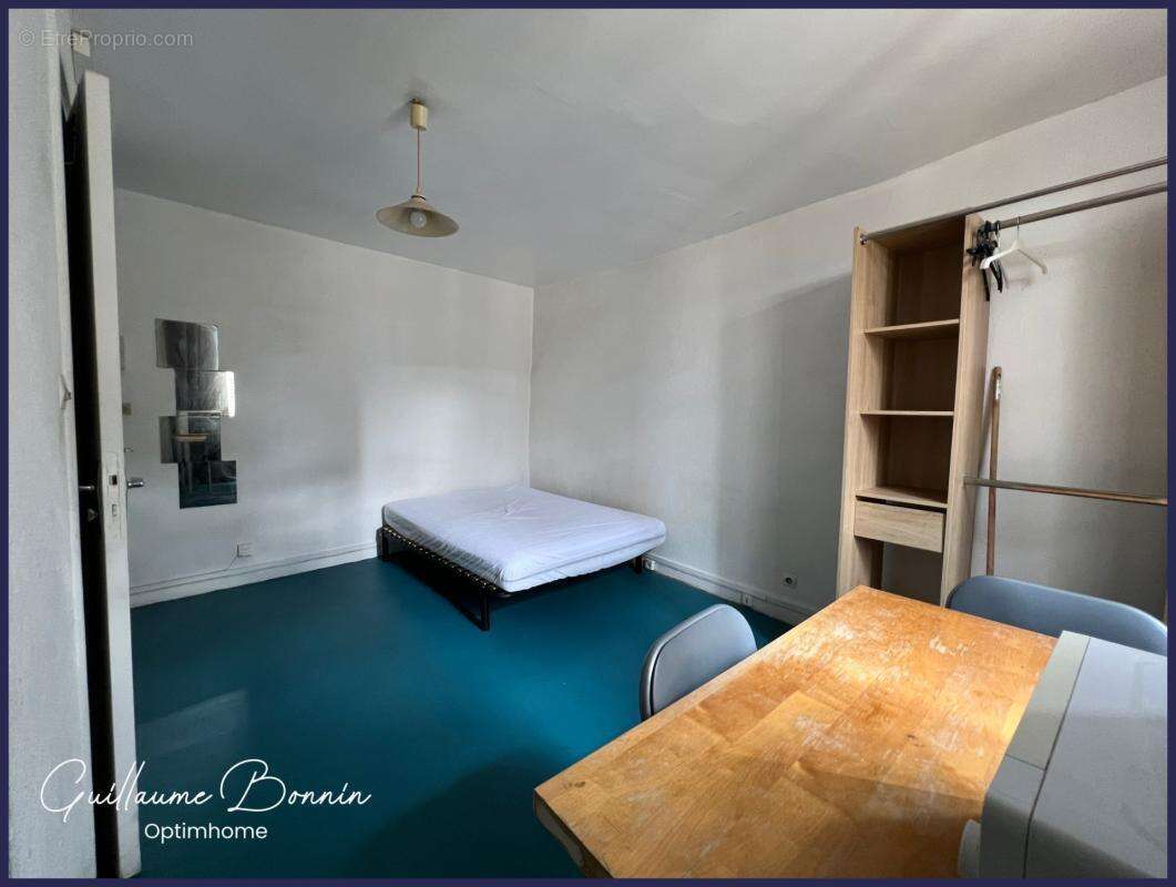Guillaume BONNIN Optimhome immobilier 86 vous présente cet Immeuble de rapport de 20 logements meublés (LMNP) à vendre au cœur d - photo 7