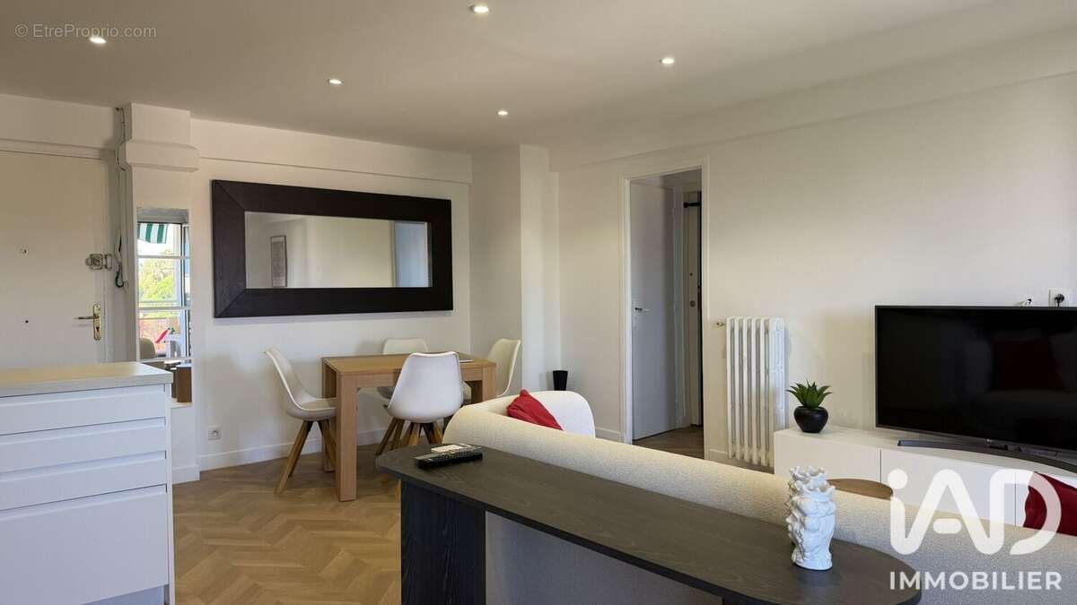 Photo 2 - Appartement à CANNES