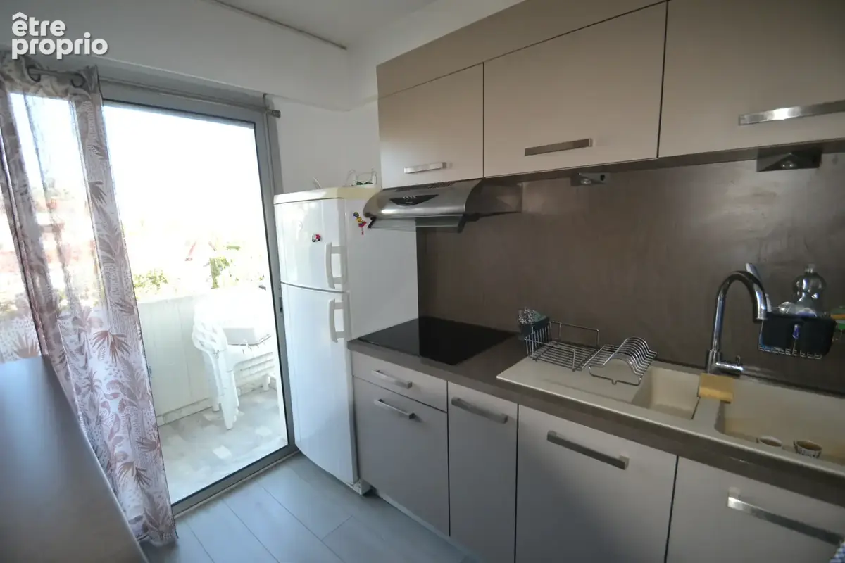 Juan les pins exclusivite 2 pieces cave parking en viager occupe 2 personnes - photo 5