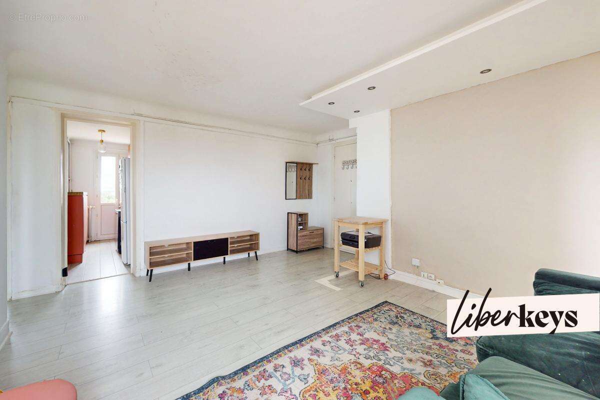 Appartement à VILLEMOMBLE