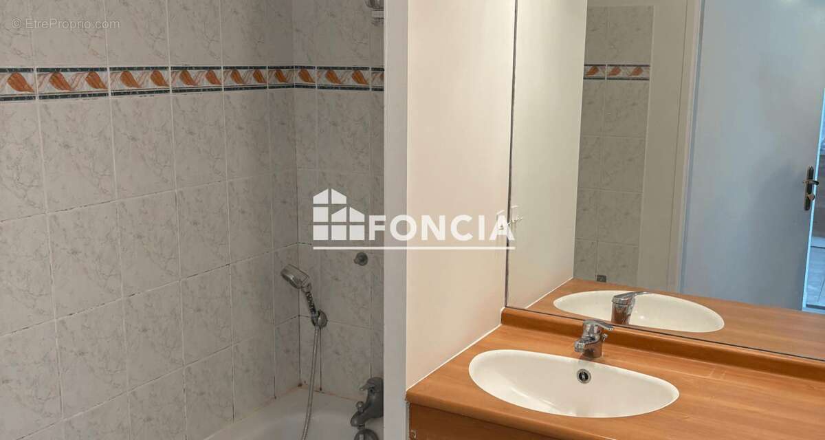 Appartement à SAINT-DENIS