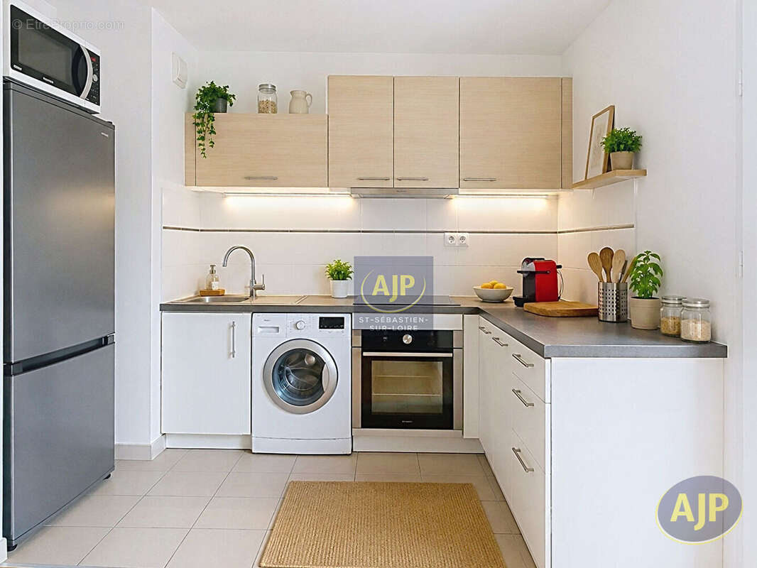 Appartement T3, 63 m² , Terrasse + Garage - photo 3