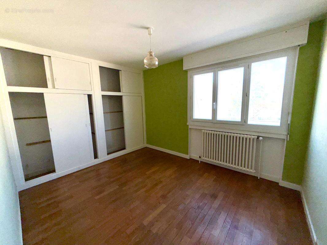 Appartement à LA VERPILLIERE