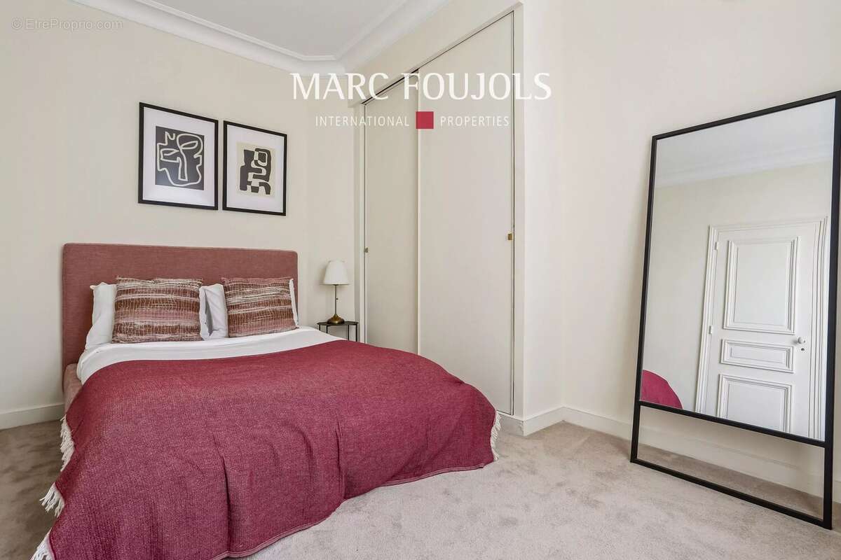 Appartement à PARIS-6E