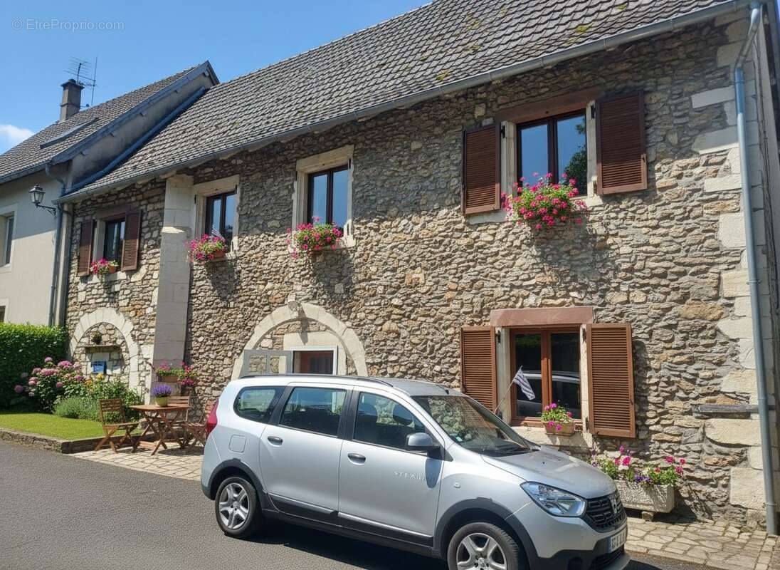 Maison à ANDELNANS