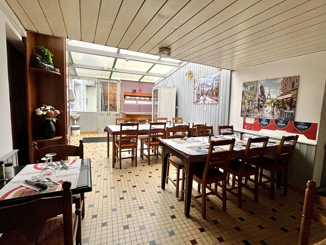 Commerce à LA GARNACHE