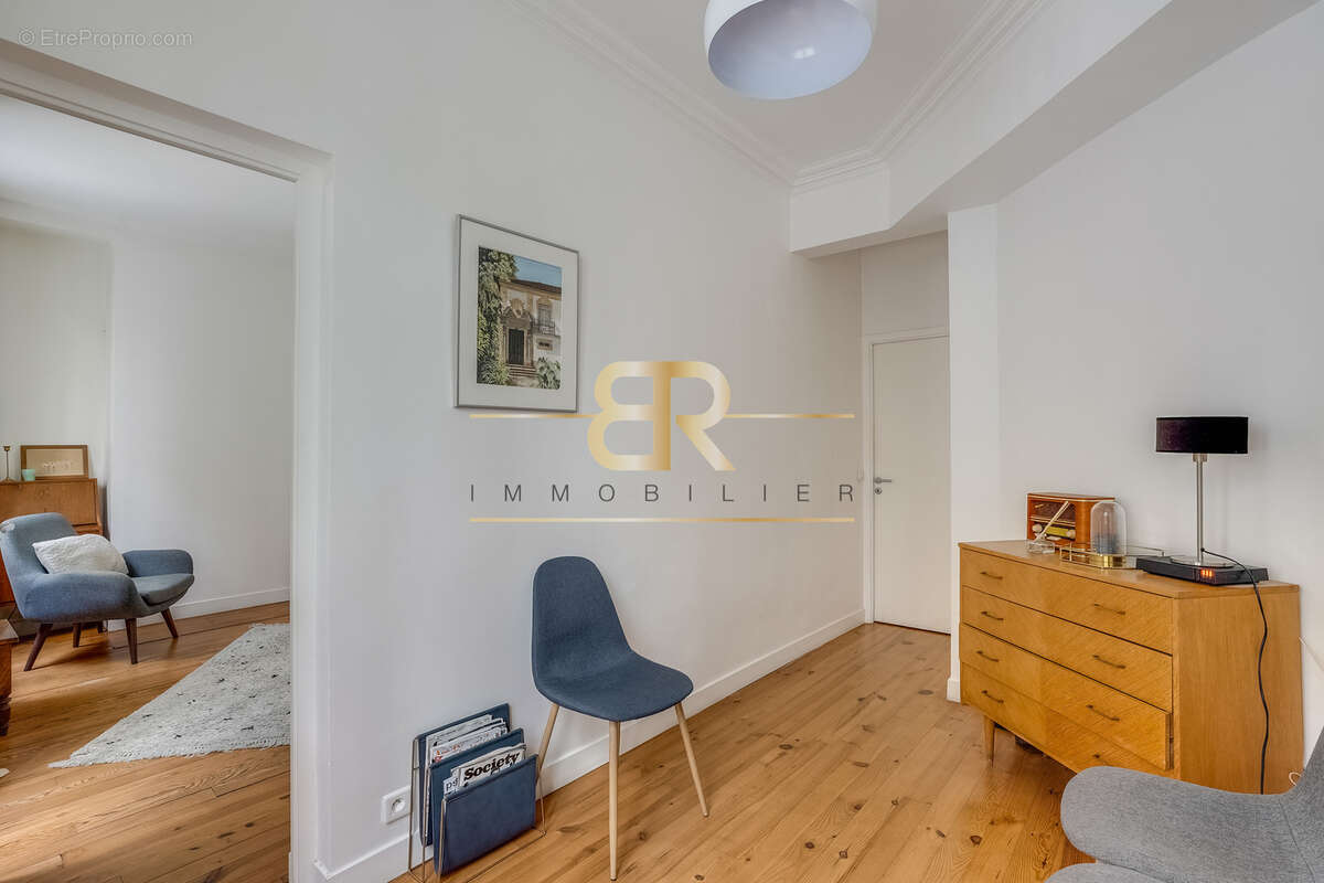 Appartement à PARIS-9E
