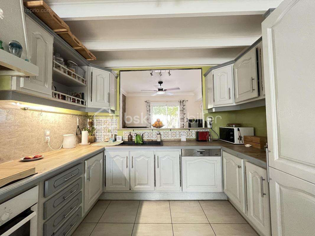 Maison familiale 108 m² – 3 chambres + bureau – Jardin – 2 garages - photo 6