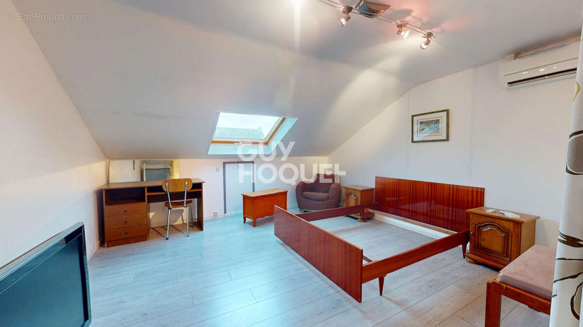 Maison familiale avec jardin arboré et 5 chambres - photo 15