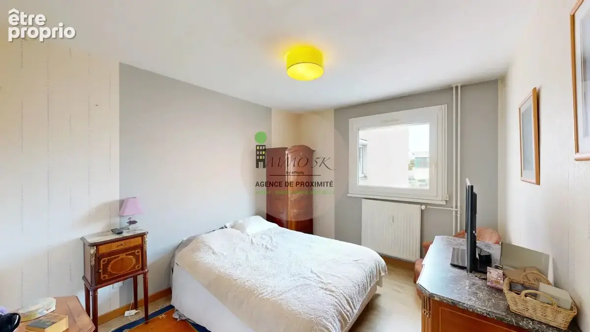 Rillieux-la-pape - centre ville - 3 pièces - 2 chambres - 84.74 m² - appartement lumineux avec balcon et cave - 150 000 € - photo 4