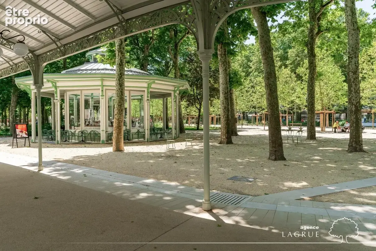   - Appartement à VICHY