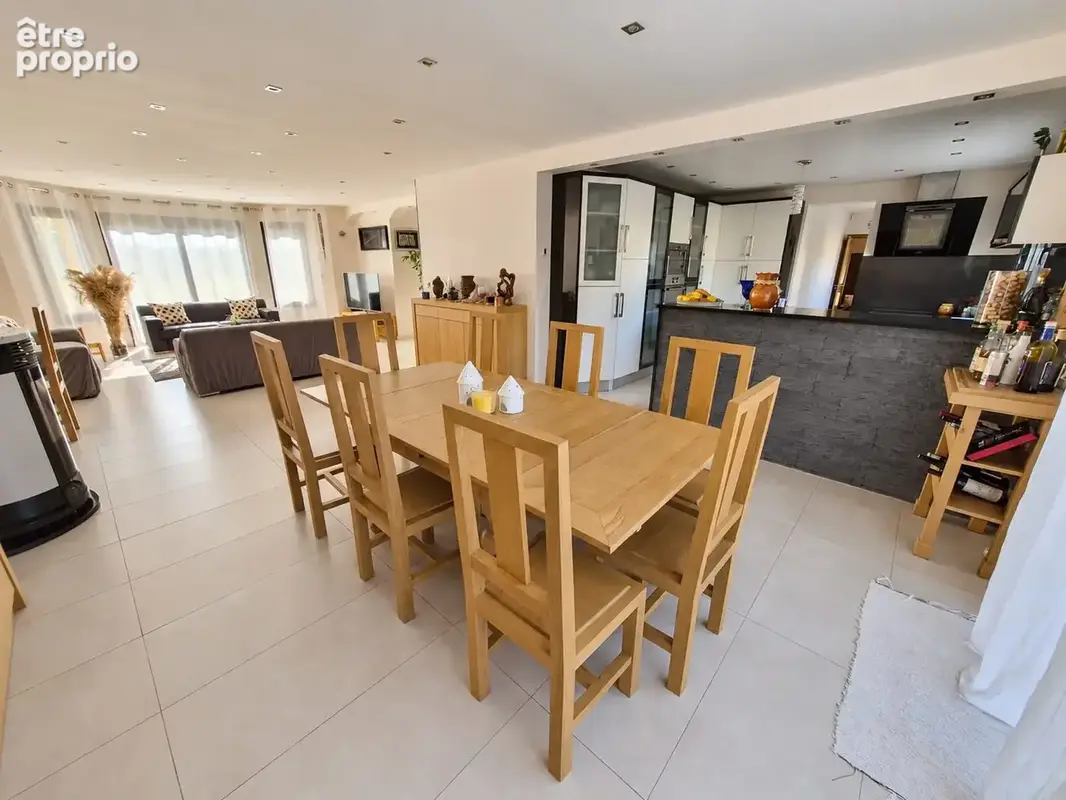 Maison 8 pièces 210 m² à vendre à Fontenay-Les-Briis (91640) - photo 3