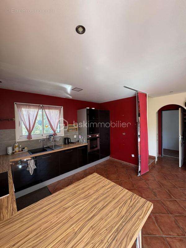 Maison à VILLENEUVE-LES-BEZIERS