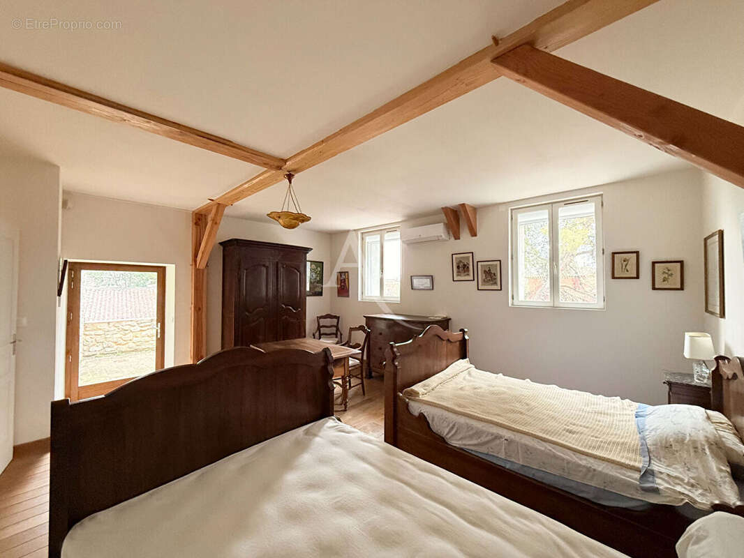 Maison à SAINT-GENIES-DE-MALGOIRES