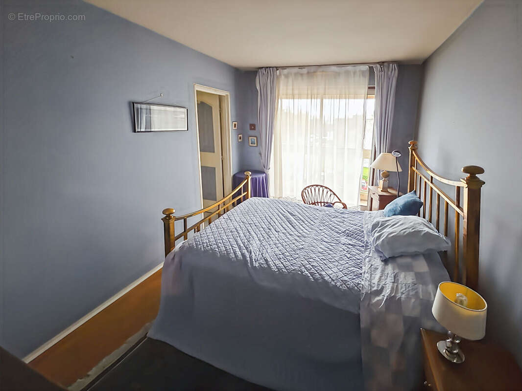 Appartement à VERRIERES-LE-BUISSON