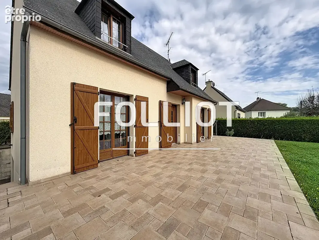 Maison 5 pièces à vendre à Ducey Les Cheris - Réf 12836TO - photo 1
