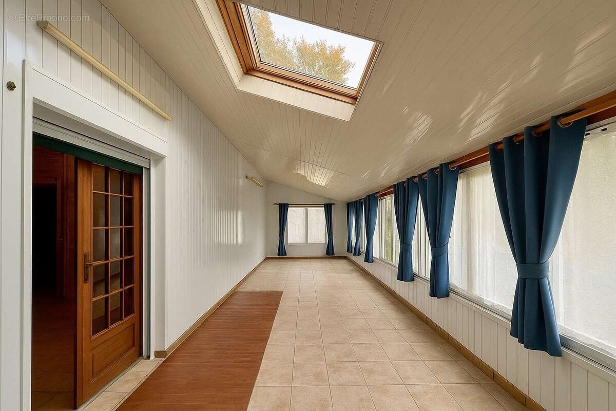 Maison à MINIAC-MORVAN