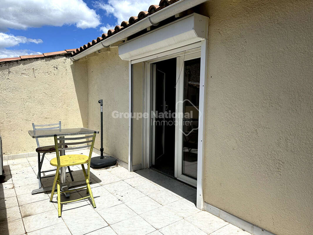 Maison à JONQUIERES-SAINT-VINCENT