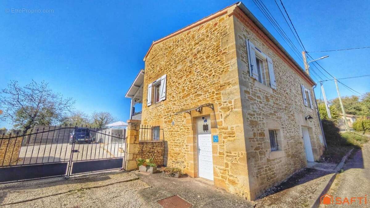 Photo 3 - Maison à FUMEL