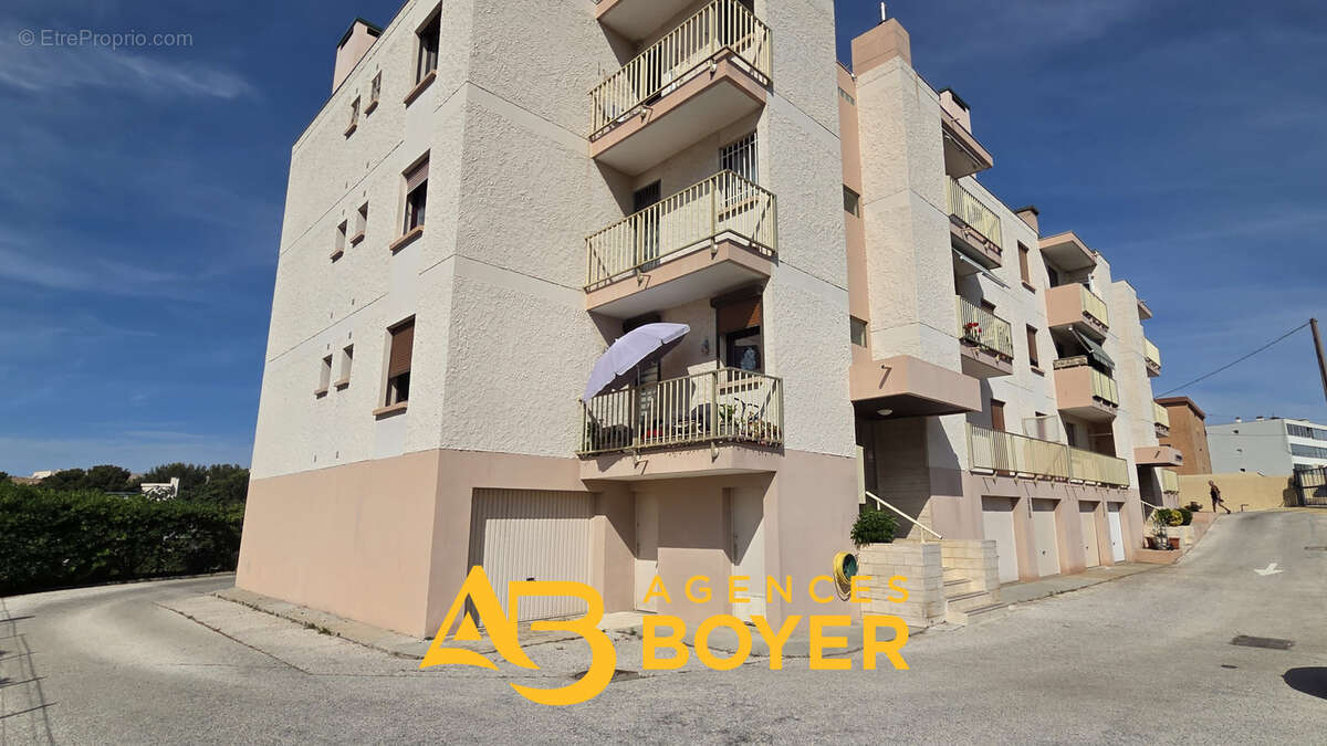 Appartement à SIX-FOURS-LES-PLAGES