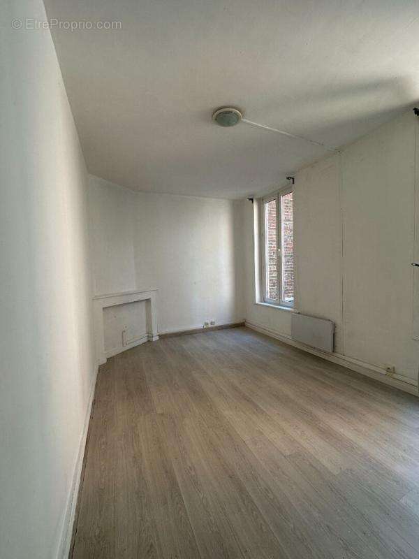 IMMEUBLE DE RAPPORT de 99 m2 et 45m2 de local commercial - Wazemmes - photo 6