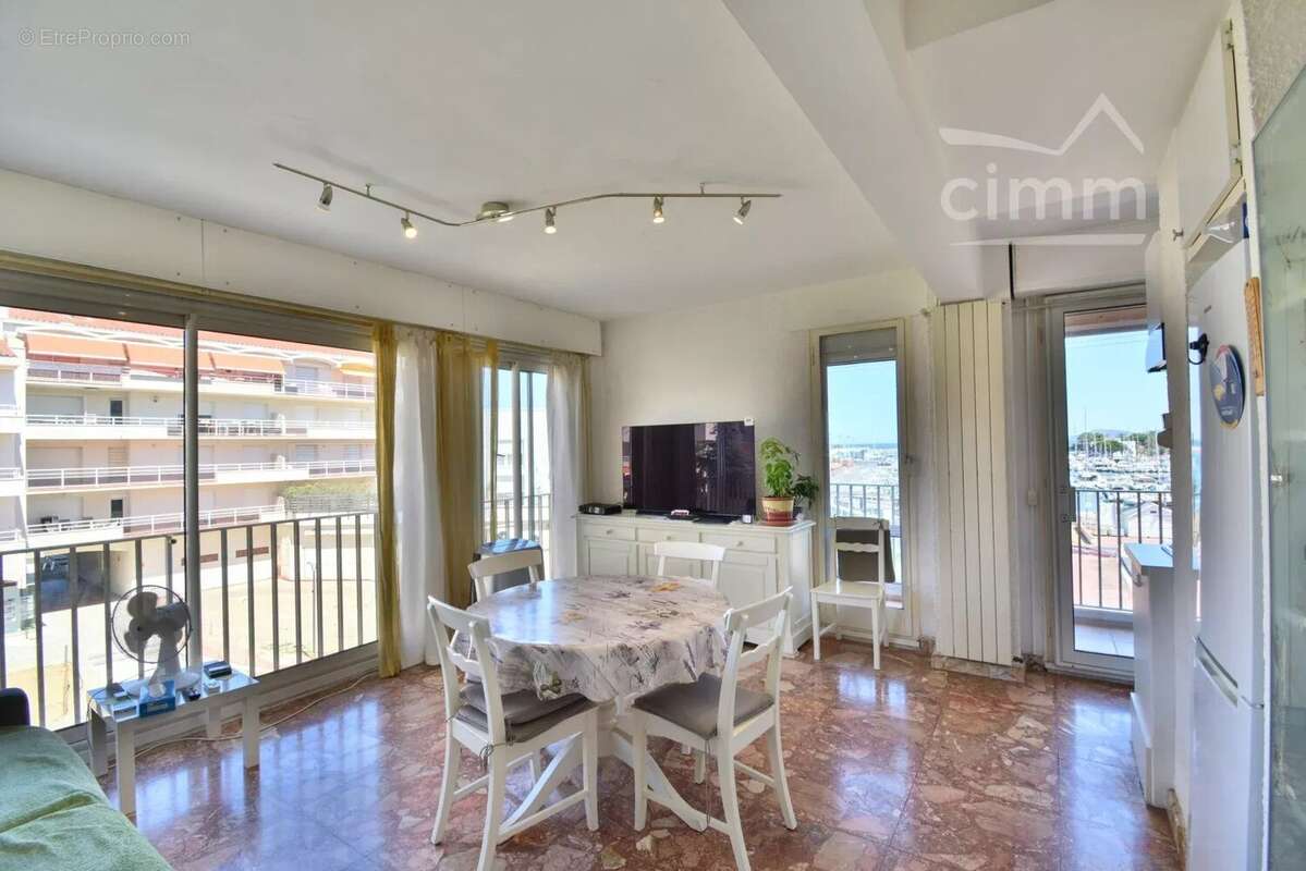 Appartement à SAINT-CYPRIEN