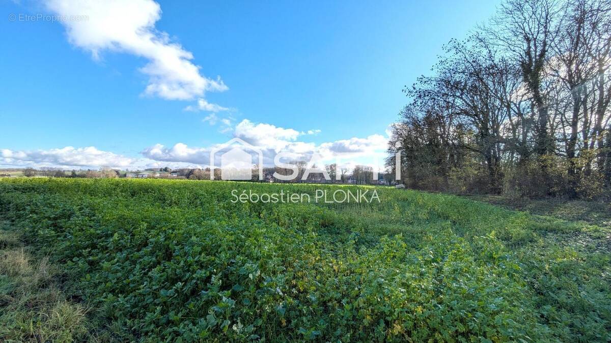 Photo 1 - Terrain à HARGICOURT