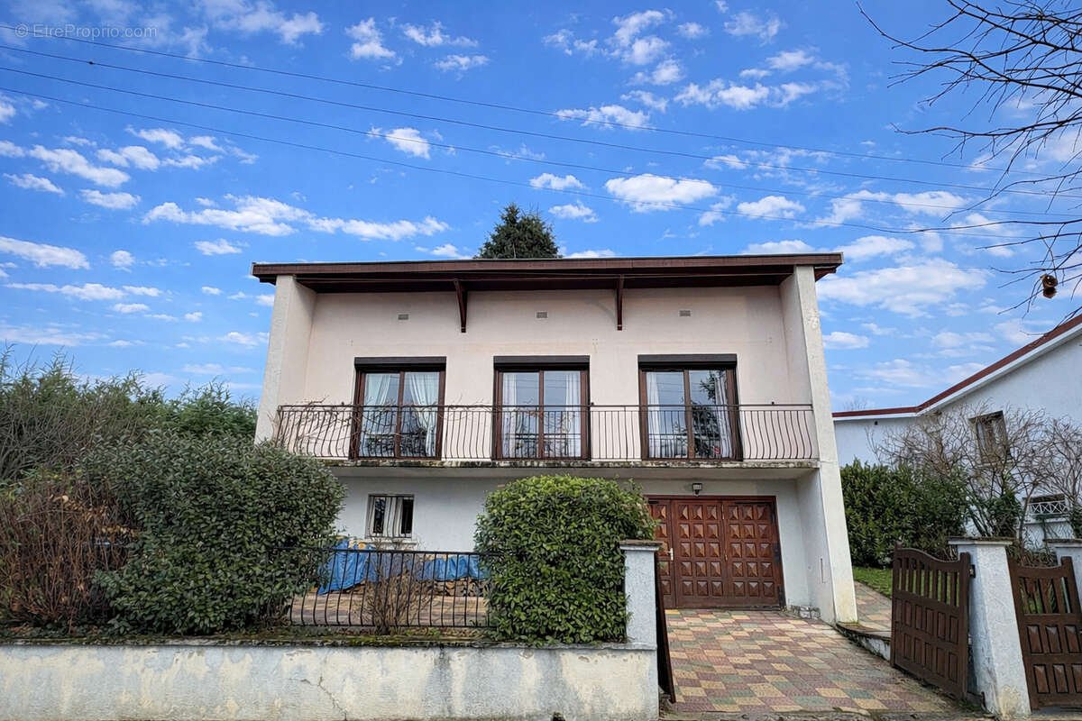 Maison à SORBIERS
