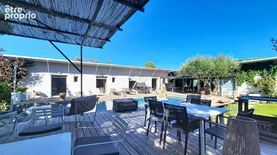 VIC-LE-FESQ   Magnifique villa contemporaine de plain-pied T5 d’environ 195 m2 avec piscine à débordement. - photo 7