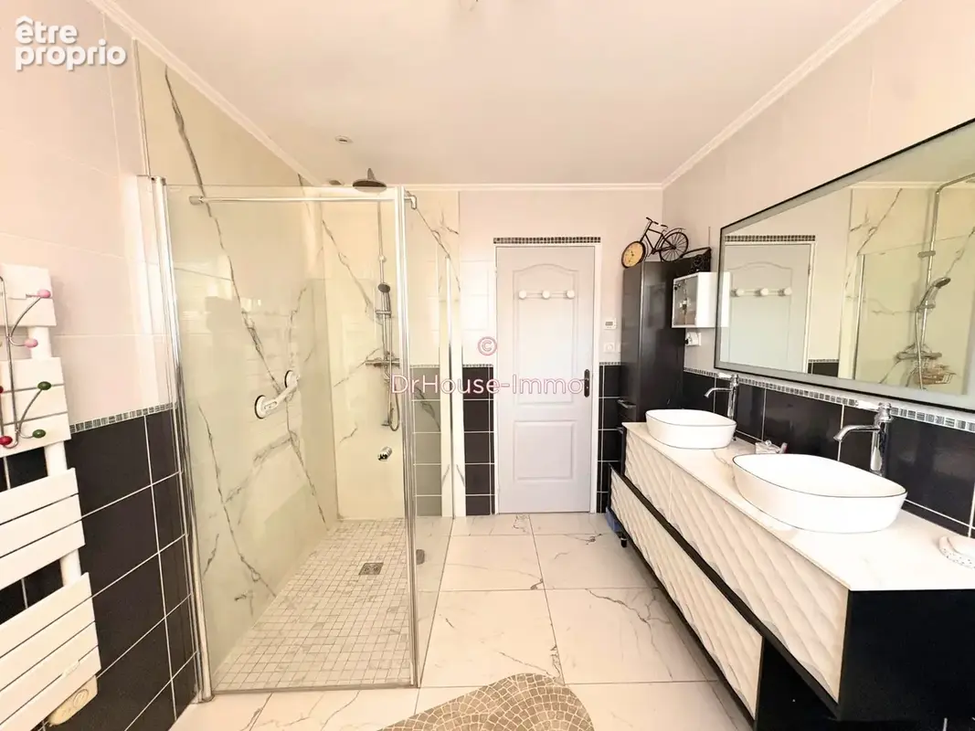 Maison 5 pièces 139 m² à vendre à La Bernerie-En-Retz (44760) - photo 9