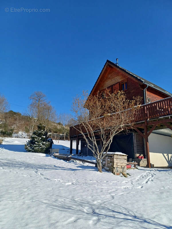 Maison à CHASTREIX