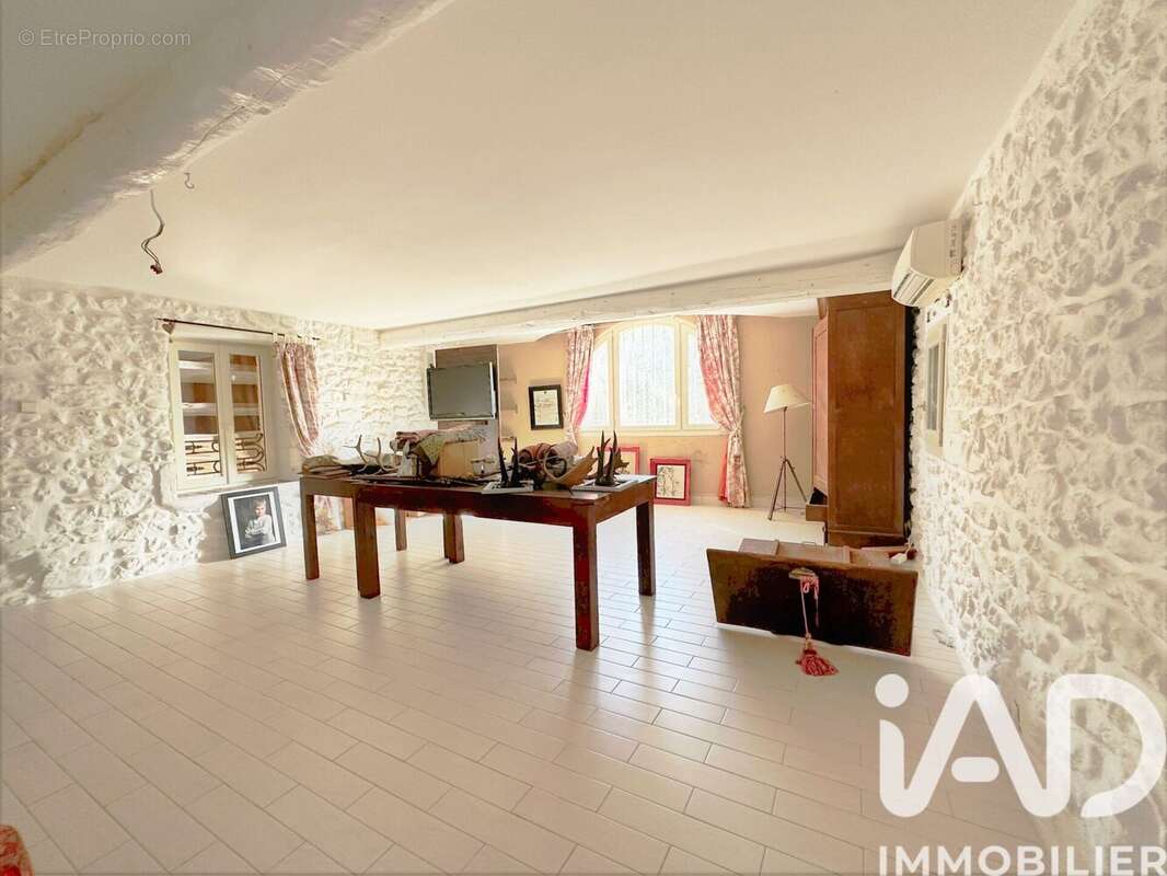 Photo 5 - Maison à UZES